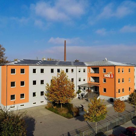 Dock1 Hotel Regensburg Ngoại thất bức ảnh