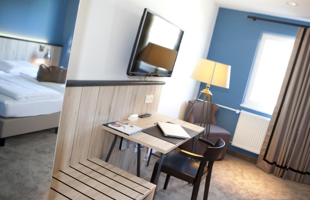 Dock1 Hotel Regensburg Phòng bức ảnh