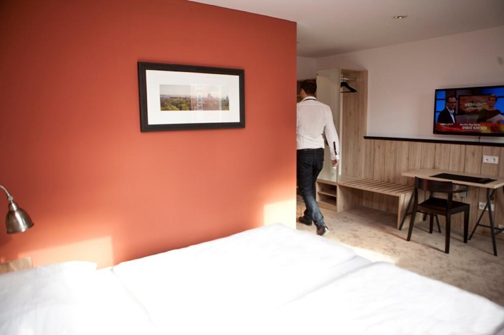 Dock1 Hotel Regensburg Phòng bức ảnh